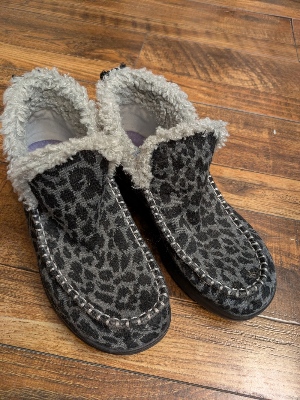 Hey Dude Denny Leopard Print Women's Gray Fleece-Lined Boots